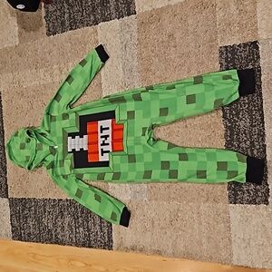 Boys' Minecraft TNT Creeper Union Suit, Pajama, Onsie, Halloween Costume Green